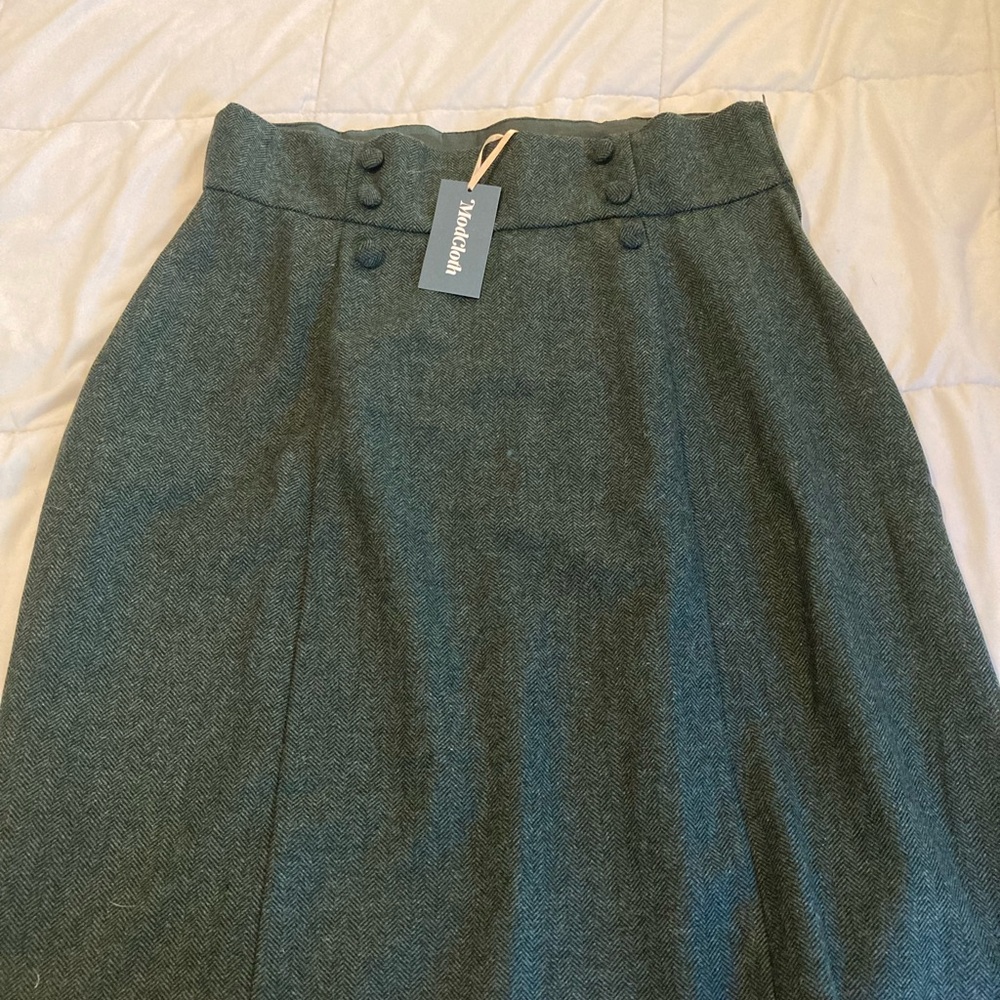 ModCloth Vintage Style Wool Skirt Size 18 NWT